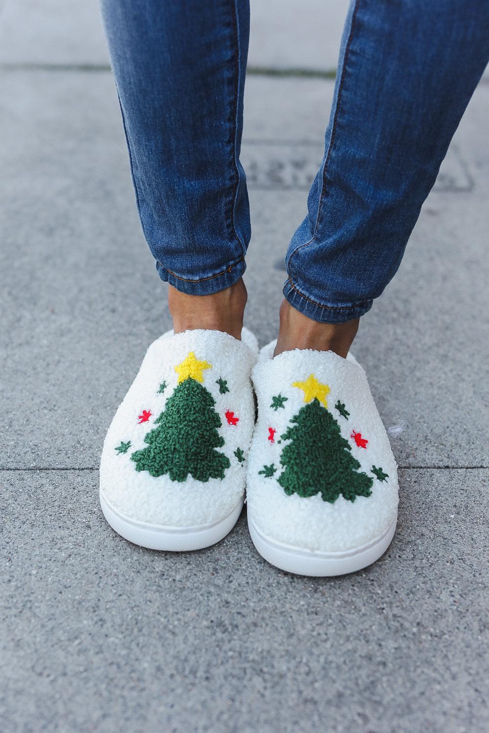 Christmas Tree Print Fleece Slippers-Evelyn's-Fashion