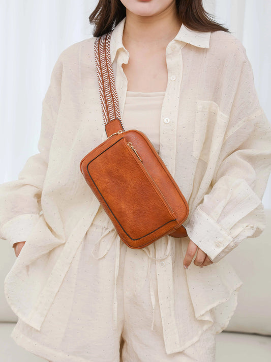 Elegant Leather Crossbody Bag for Everyday Use-Evelyns Fashion