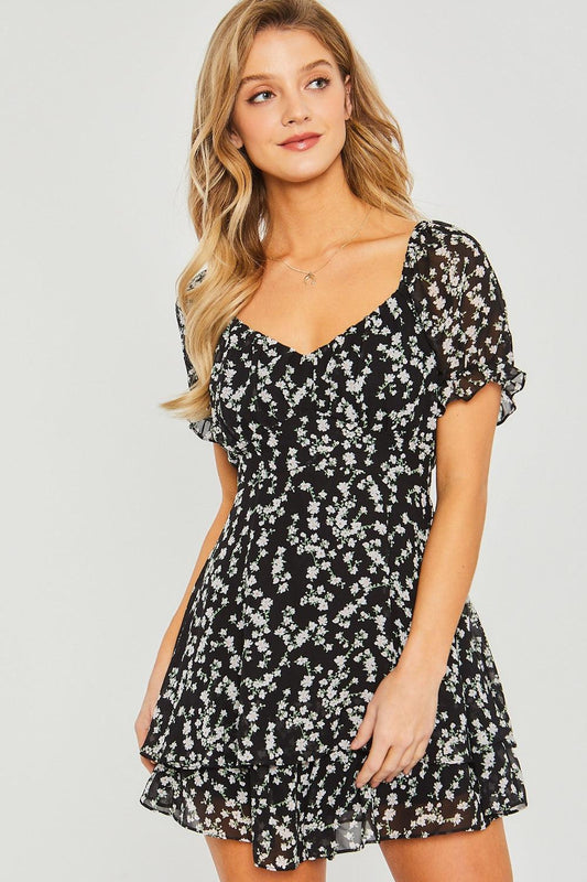 Feminine Charm: Love Tree Ditsy Floral Short Sleeve Romper-Evelyns Fashion