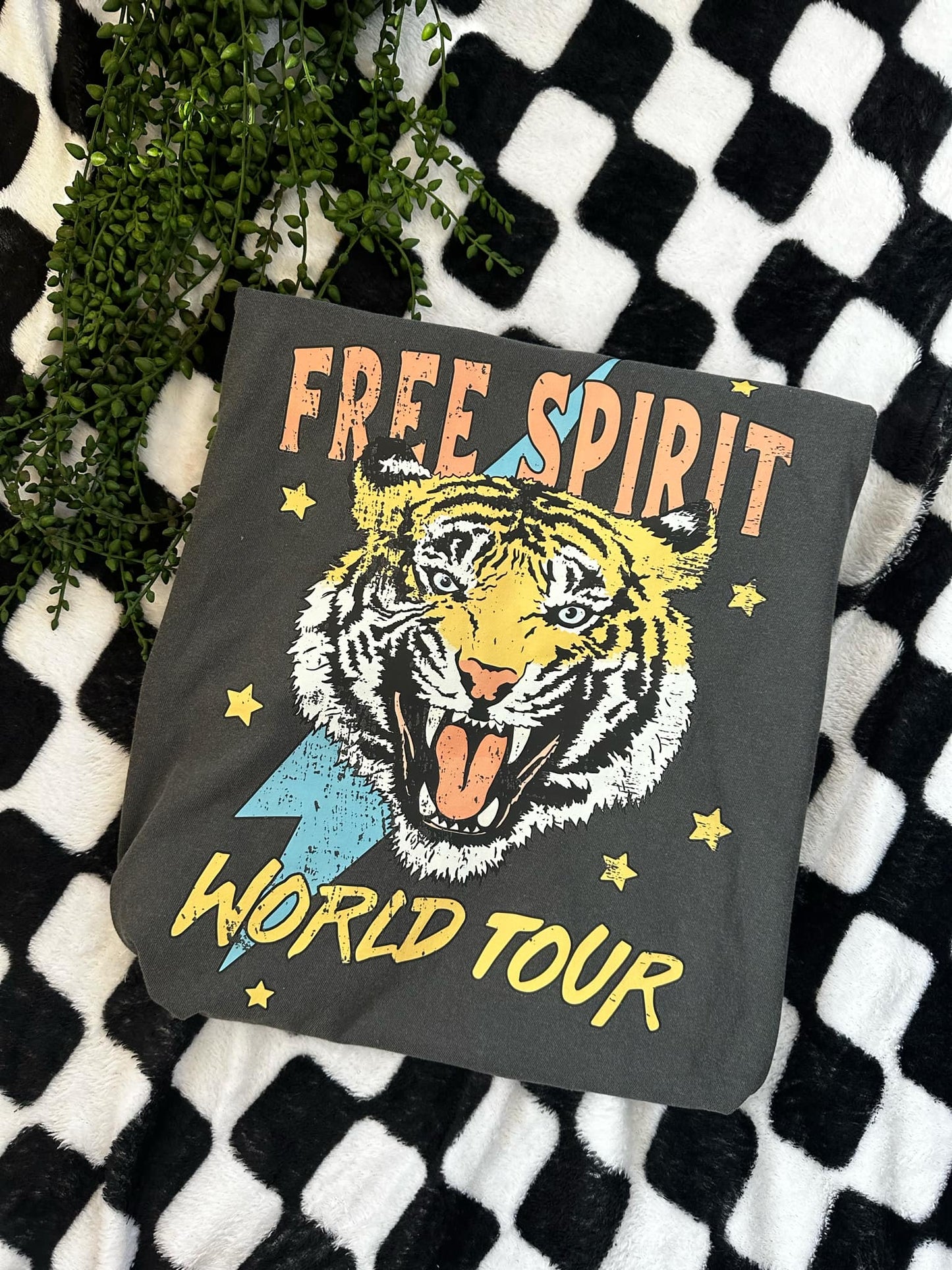 Free Spirit World Tour Graphic Tee-Evelyns Fashion