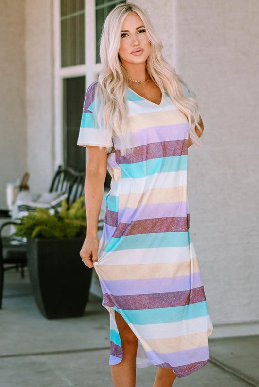 Timeless Elegance: The Perfect V-Neck Dress for Every Occasion-Evelyns Fashion