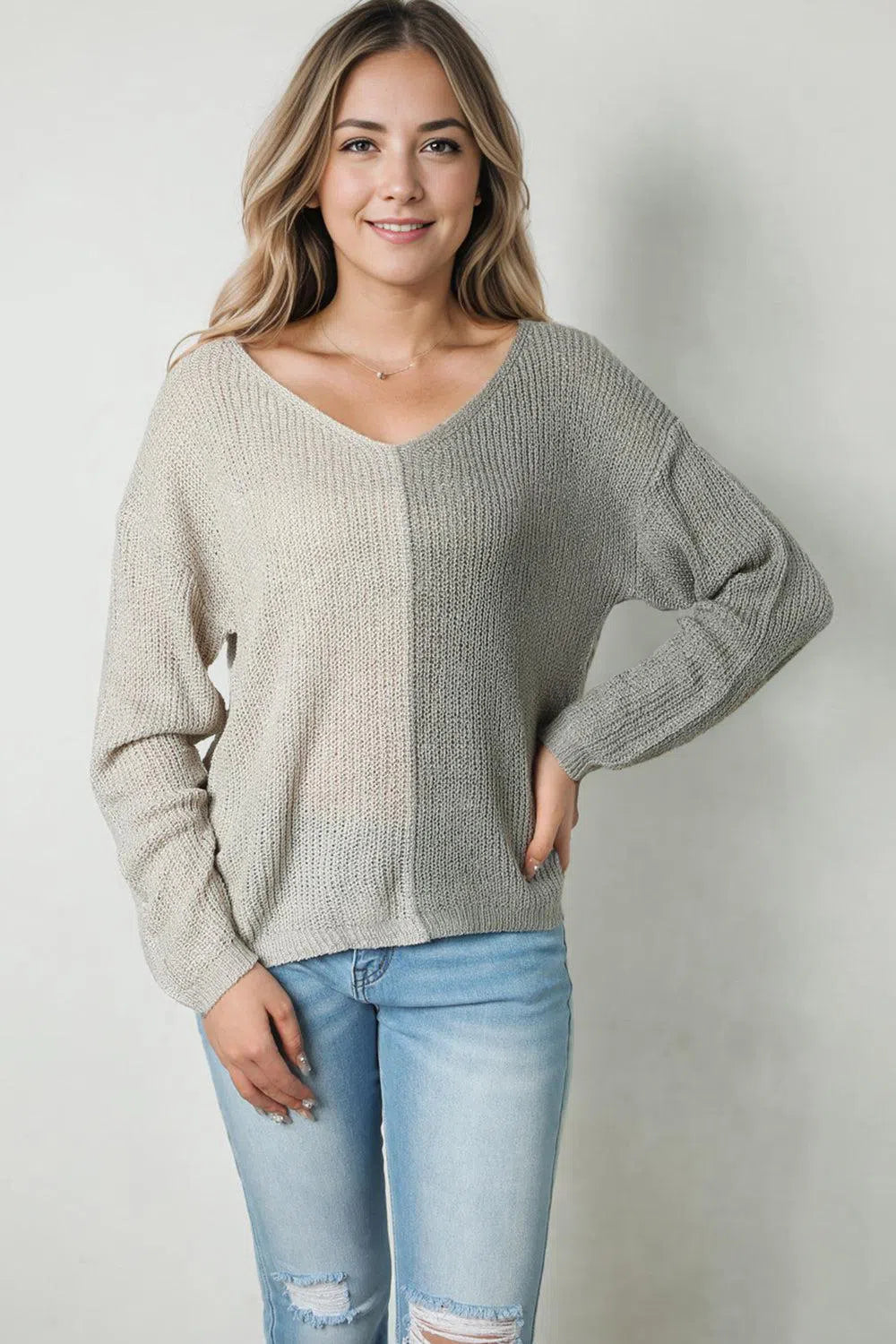 Stylish Contrast V-Neck Pullover – Chic & Comfortable Knitwear, [Evelyns Fashion]