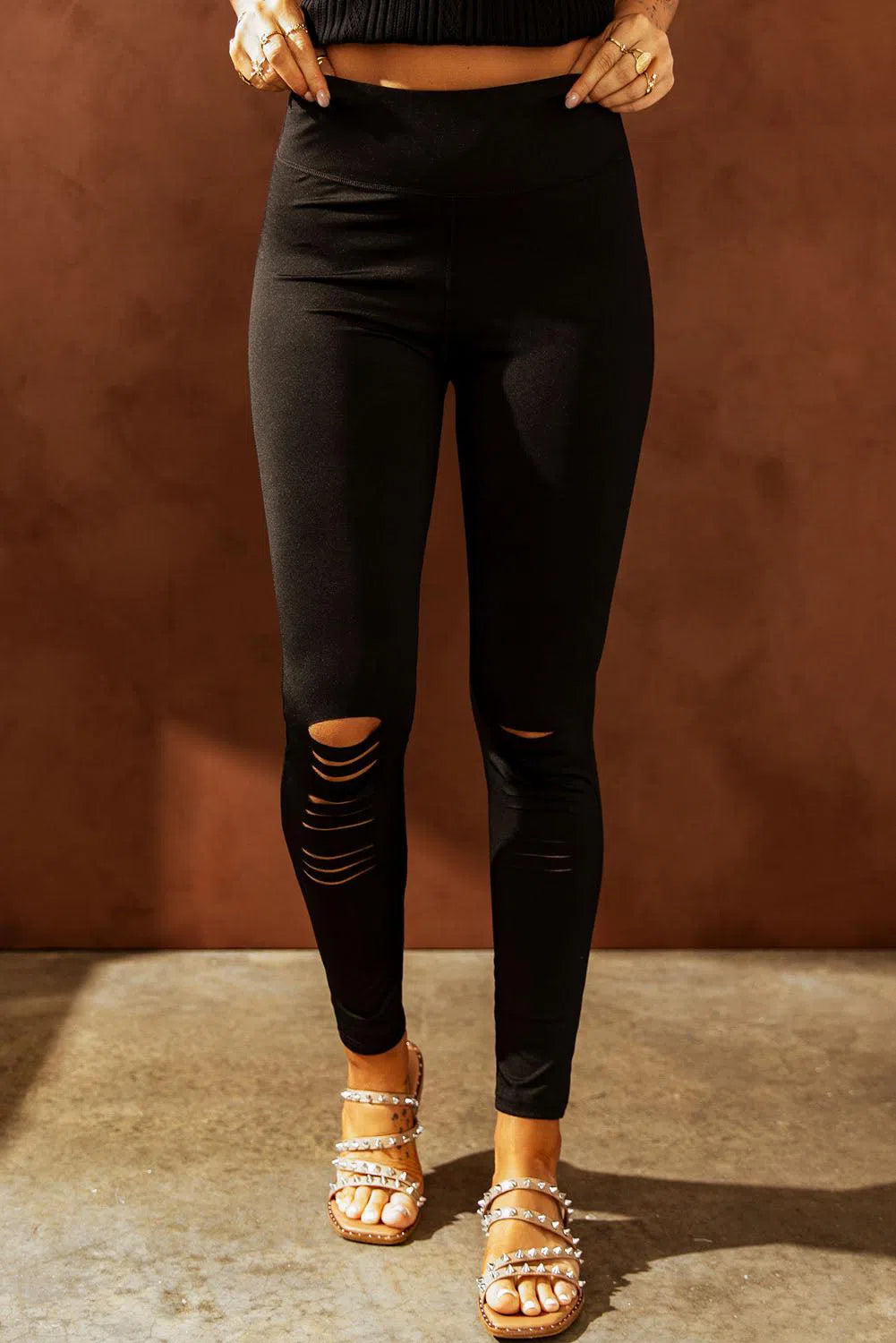 Distressed Slim Fit Leggings – Edgy & Comfortable Style, [Evelyns Fashion]