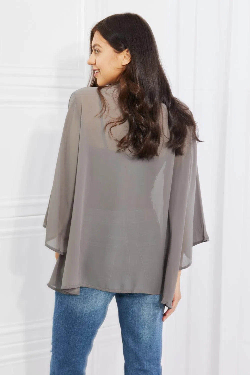 Stylish Grey Chiffon Kimono – Elegant Full-Length Lightweight Cover-Up, [Evelyns Fashion]